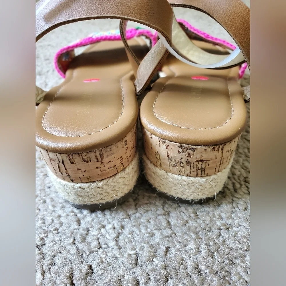 Steve Madden Pink shoes for girls Size 4